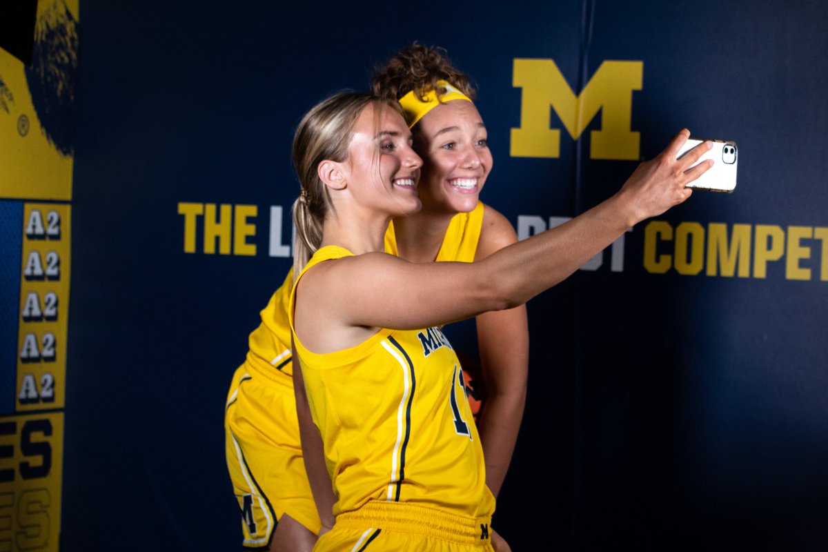 umichwbball tweet picture