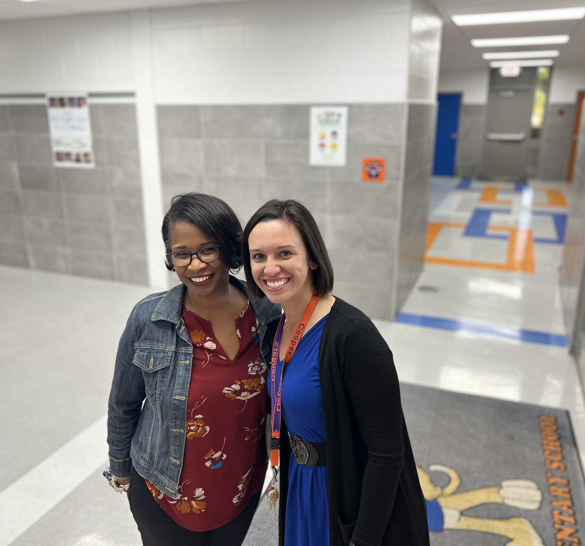 Principal_P1906's tweet photo. Great turnout for Back to School Night 2022 at Cooper Elementary Where Greatness STEMs from Academic Excellence! #WeAreHCS #FullyAccredited @hcsOESL @drsbarreau https://t.co/NZpxPwnDij