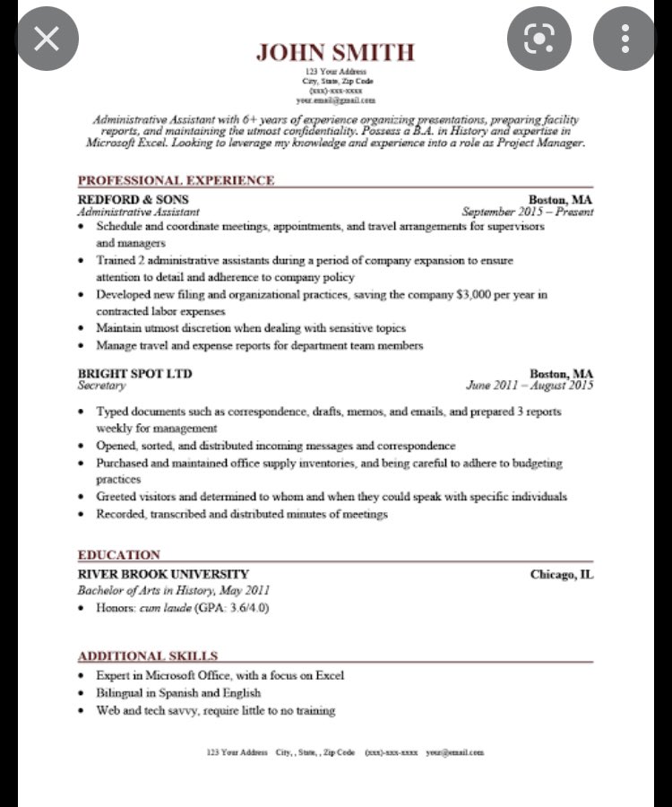 agathaflc's tweet photo. Can someone confirm how CVs normally look like these days? Was asked to check a friend’s CV which looks like the one on the left, and was kinda unsure how to review because when I applied for jobs, CVs still look like the one on the right 😂 https://t.co/Ps91nPkaib