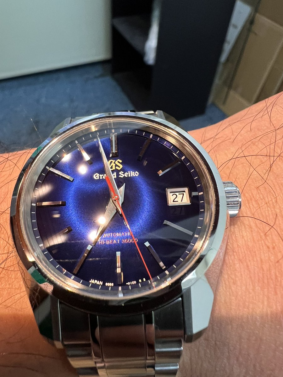 mania_rolex's tweet photo. おはようございます。
グランドセイコー
SBGH281 https://t.co/xA1vEOa1WW