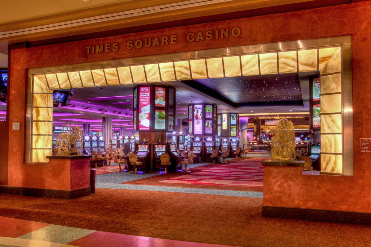 880ESPNNewYork's tweet photo. Join us at Resorts World for @DanGraca LIVE! w/ former Giants Player Bart Oates! 7-10p📍110-00 Rockaway Blvd, Queens #ESPNNY #TheDanGracaShow https://t.co/a9OrmDePAV