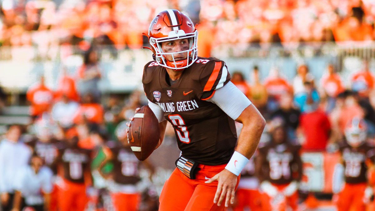 Congrats to senior QB Matt McDonald @mattcmcdonald4 for being selected as the 2022 #WuerffelTrophy nominee from @BG_Football! Keep up the great work! @BGathletics @woodcountydd #ToTheMoon