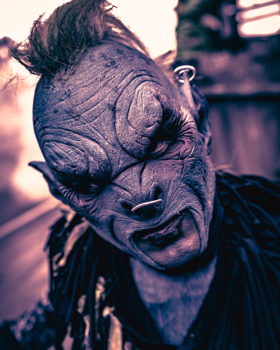 HorrorNightsORL's tweet photo. do not click https://t.co/oZD0YIBiVu