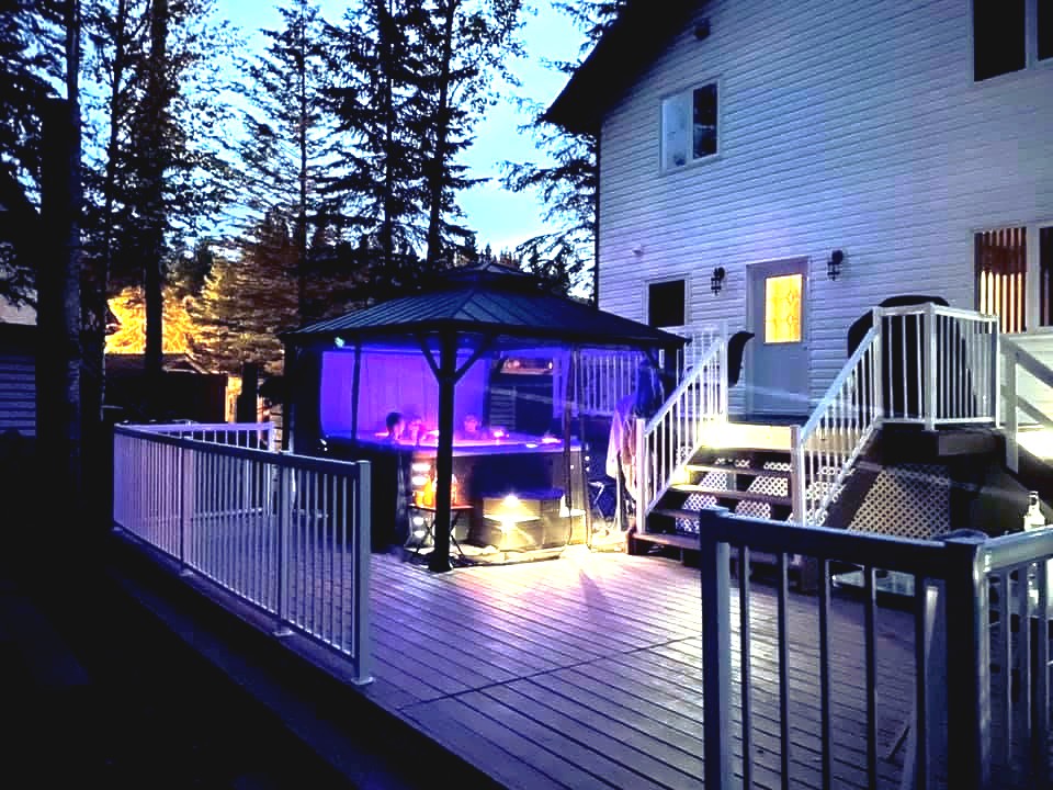 solarahottubs's tweet photo. The Somers' Family backyard is stunning! π
That Covana hot tub cover really pairs nicely with that Beachcomber hot tub of yours π
We know you'll enjoy your outdoor oasis for many years to come! π
https://t.co/JdfHECCxAL
#beachcomberyeg #beachcomberhottubs https://t.co/HFsqaV5RQp