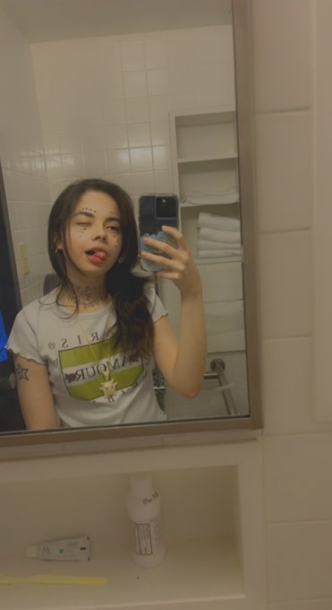 🥰 cute https://t.co/U94t6J4gfg