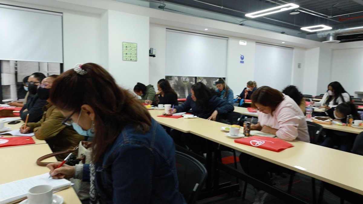 Tu_Aliadamx's tweet photo. El pasado sábado 24, tuvo lugar la primera sesión del curso de instalación de calentadores a cargo de los líderes en la industria, Rheem.
Una excelente oportunidad que no pueden dejar pasar.
@RheemMexico 
#mujeresemprendedoras #rheem https://t.co/z96erlcreS