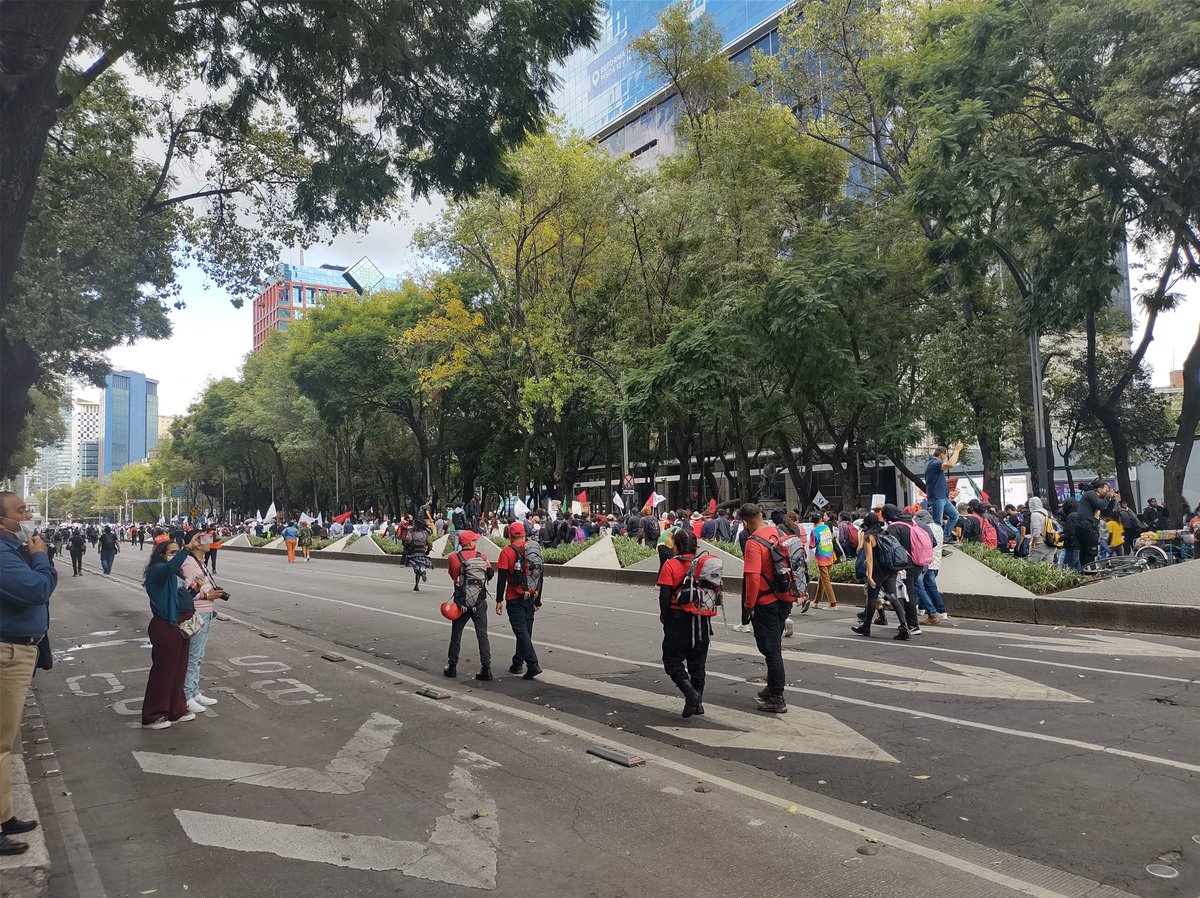 toarmandito's tweet photo. Manifestación. . . https://t.co/muitXOemLt