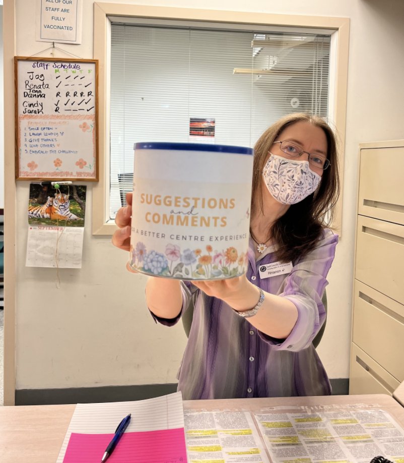 We have put a suggestion box in our common area. There is nothing that makes us happier than offering good service to our community. For this reason, we invite you to help us continue to grow through your ideas, suggestions and recommendations.