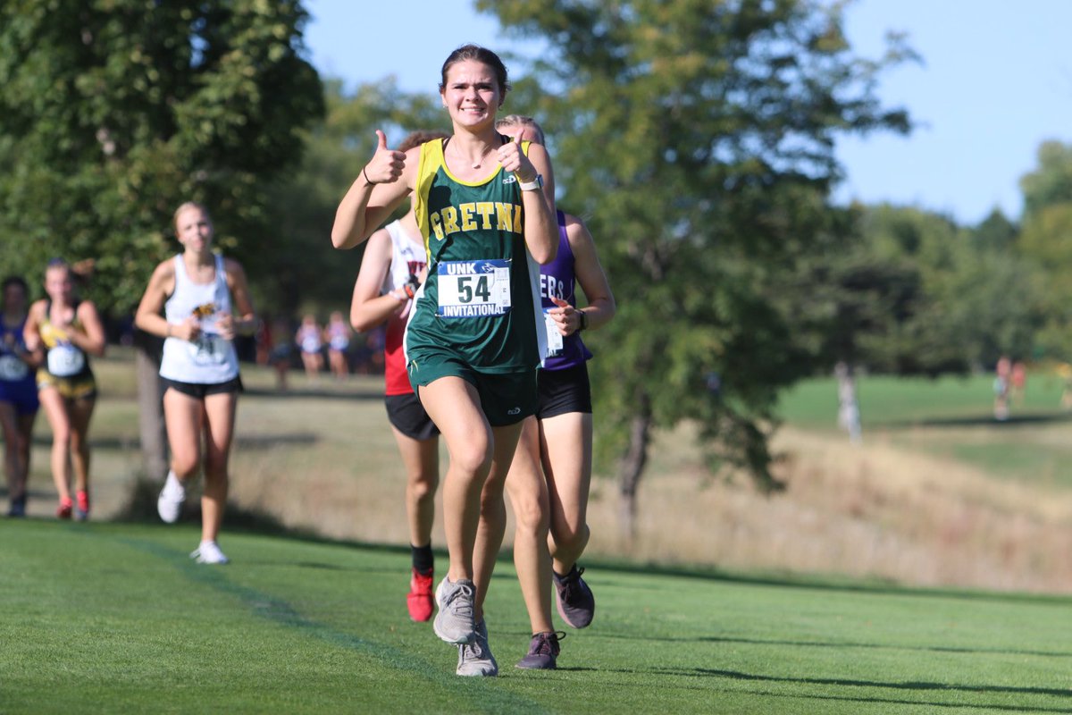 Quick @UNK_Track thoughts before I head back to Omaha.

A thread.

Mia Murray <a href="/Spartan_CC/">LE Cross Country</a> is the best in the state.  

Maddie Seiler <a href="/gering_xc/">Gering Cross Country</a> is really good.

Keeli Green <a href="/ArloXC/">Arlington CC</a> holds her #1 ranking but State with Lindee Henning is going to be a slugfest.

Posing is trendy.
