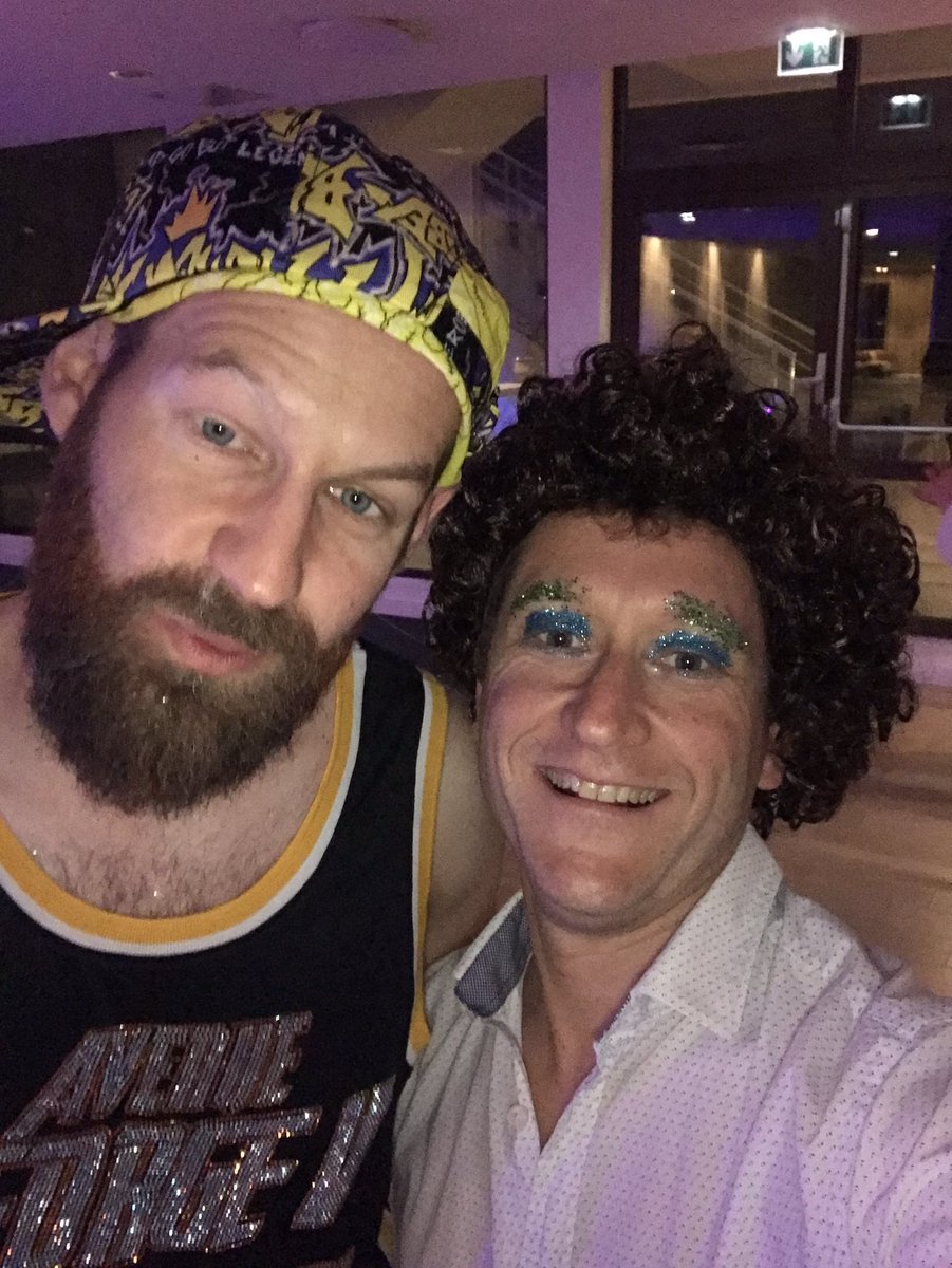 @CoRaKiD_Inserm la soirée du séminaire de l’unité. On est prêt pour l’évaluation #HCERES @Hceres_