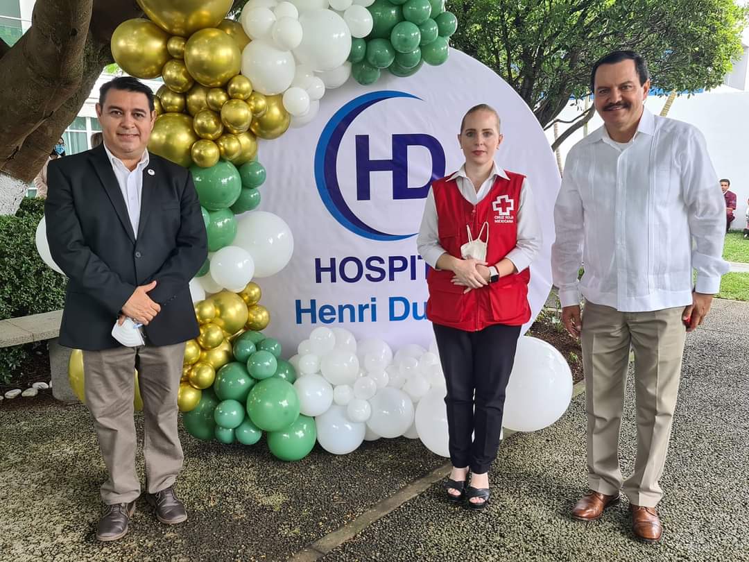 angelgarciaya's tweet photo. Amigas y amigos 
Les comparto que fui invitado a las instalaciones de la #HenrryDunat  #Morelos  #Cuernavaca para llevar a cabo la  inauguración  de una sala de #PartoenAgua 
Agradezco al Director Lic.Jose Luis Alquisira de la Cruz Roja Mexicana.
#YoSíSoyDeMorelos 
#Morelos https://t.co/DeDGWRHlfJ