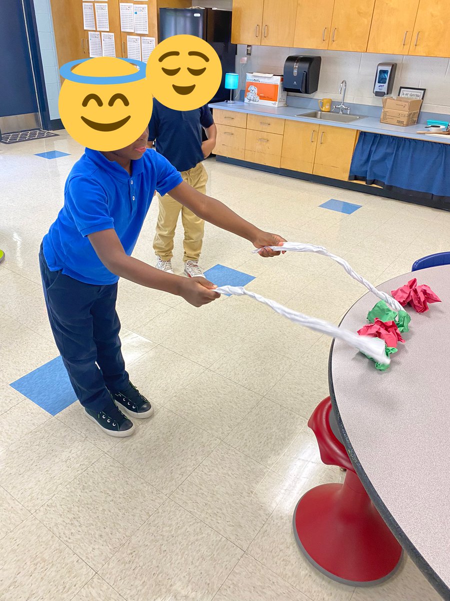MrsLSmith_CCSD's tweet photo. Celebrating Johnny Appleseed’s birthday with some STEM activities.  Thank you @MysterySci for the Apple Trapper ideas! We loved it! https://t.co/LkY7oIC7Ja