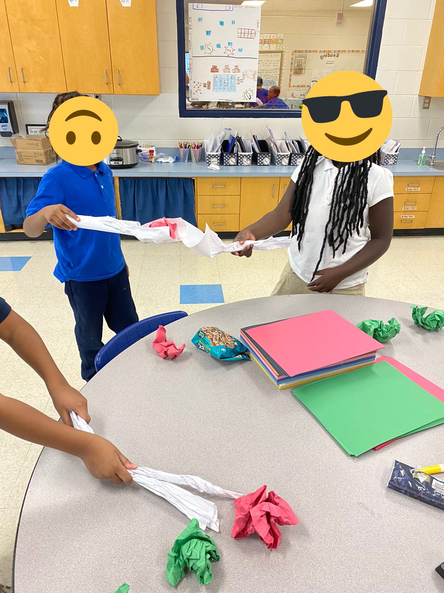 MrsLSmith_CCSD's tweet photo. Celebrating Johnny Appleseed’s birthday with some STEM activities.  Thank you @MysterySci for the Apple Trapper ideas! We loved it! https://t.co/LkY7oIC7Ja