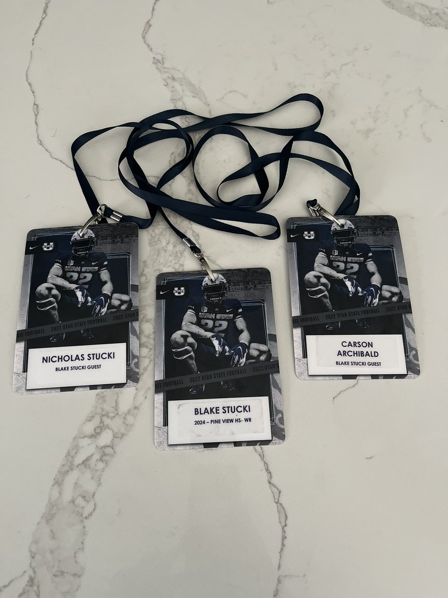 BlakeStucki's tweet photo. So grateful for the opportunity to go to the USU game Saturday! What an amazing experience! @USUFootball @AnthonyJTucker @kcef35 @racheljharris @DjTialavea_86 @devdixon @MooseB90 @AirShowWRSkills @AuthorityAthle1 https://t.co/20vfxLx1ic