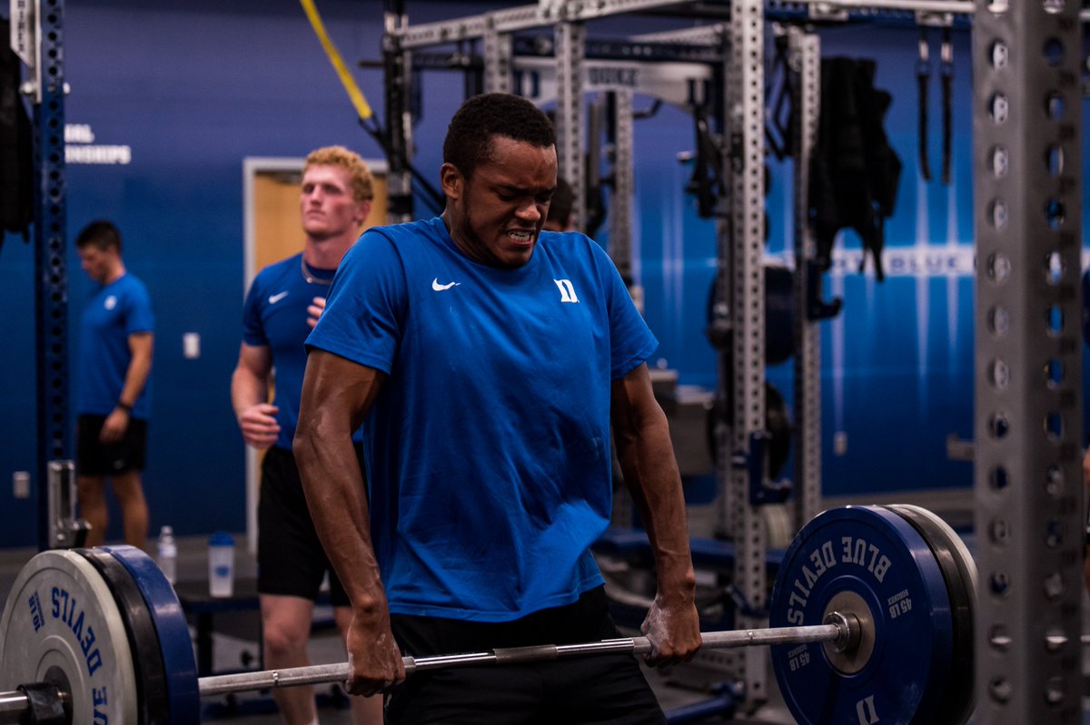 DukeMLAX's tweet photo. Weight room work 💪

#GoDuke x #MondayMotivation https://t.co/ylbwdg1QMv