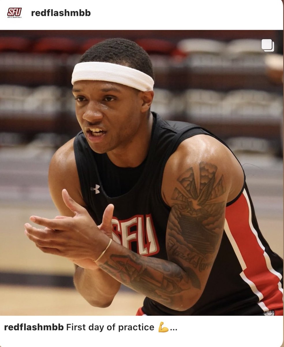 Torre_Harrison's tweet photo. 1st day of  official College basketball  practice today and my guy went old school with the  head band. He’s a throwback ! The season is here! I’m excited! #onebrickaday #bw1 #pointguard https://t.co/LmA4lCpH4V