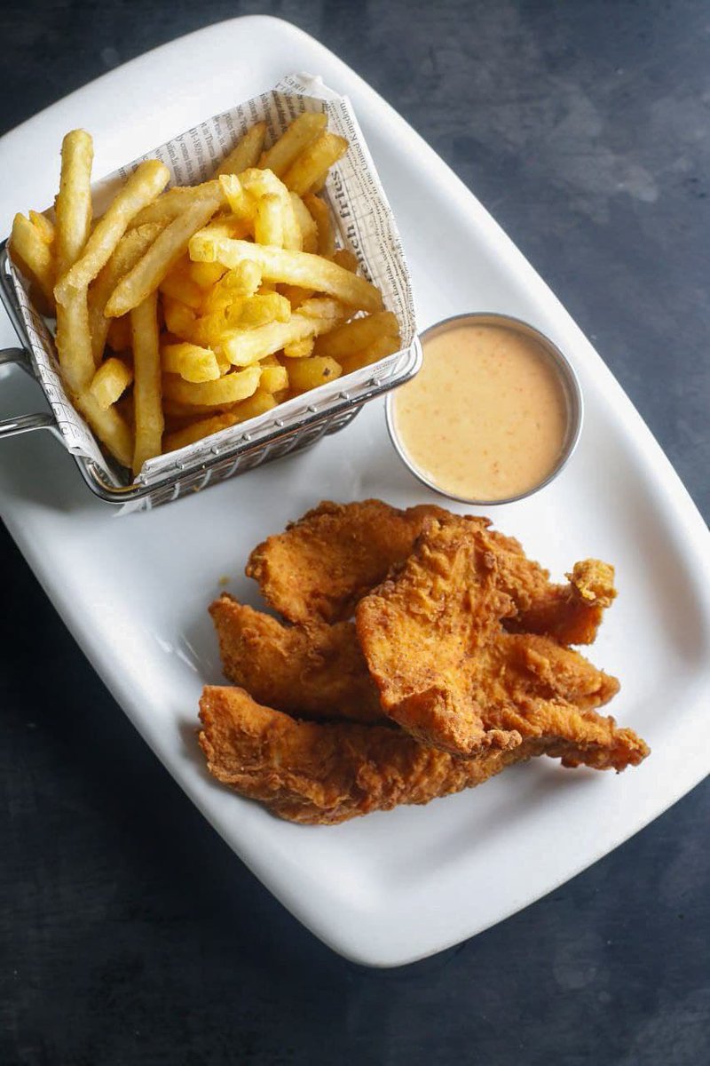 ChefPepperRD's tweet photo. ¿Unos Crispy Chicken Fingers para esta noche? 🔥🤩
Ordena por Chef Pepper App y disfruta de Free Delivery en tus órdenes. 📲
#TheChangeIsHappening
#ChefPepper #RealFood https://t.co/TEkgquk4ER