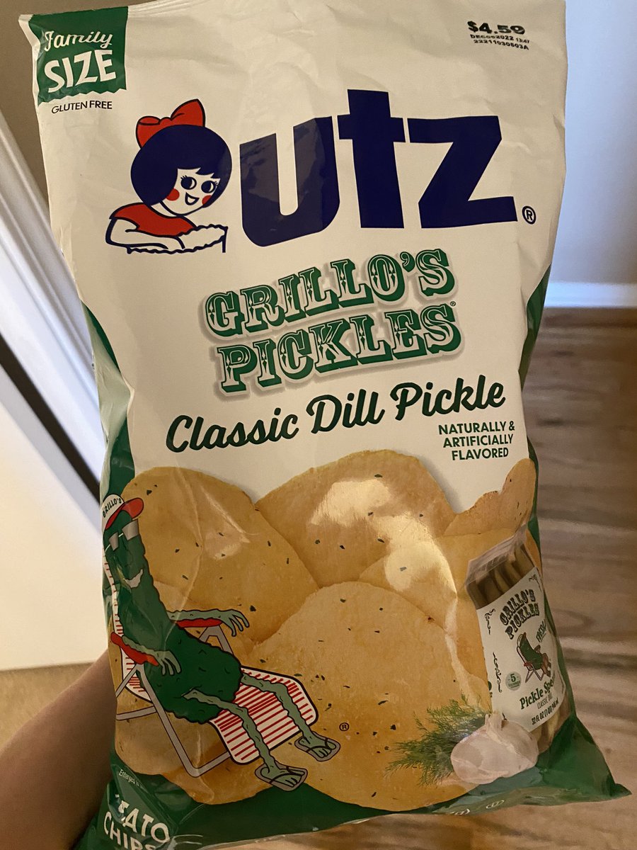 norrisbd6's tweet photo. My love for @GrillosPickles is unmatched and at this point I should be sponsored 😂💚 https://t.co/ksoE9iGUqB