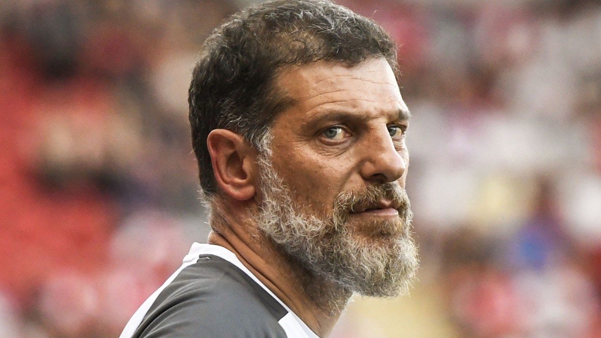 İngiltere Championship takımlarından Watford, teknik direktörlüğe Slaven Bilic'i getirdiğini açıkladı.