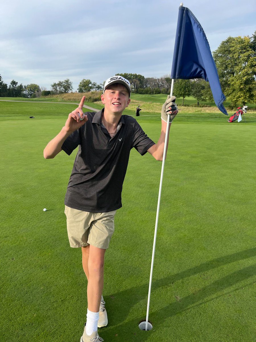 HammerCheckinIn's tweet photo. Tate McLaughlin with his first HOLE IN ONE! Hole 8 at Glynn’s, playing around 150 yards. Flew it straight in the cup on the fly! https://t.co/YCiO8Fa8Ah