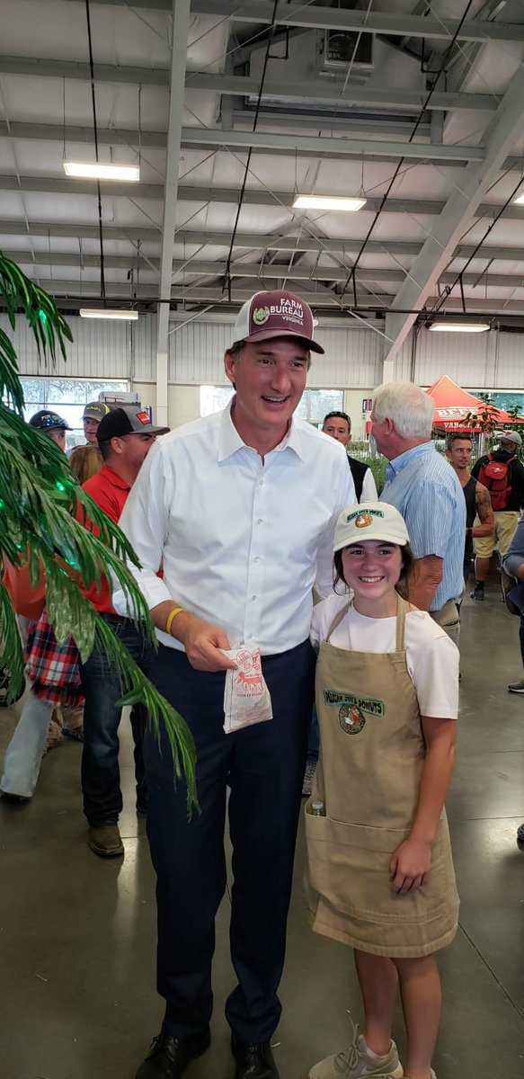 PelicanJoesDonuts (@pelicanjoes) on Twitter photo GOV Glenn Youngkin, Governor of Virginia, stops by the Pelican Joe's Donuts booth at the State Fair of Virginia and receives a bag of our tasty donuts! Thank you for coming by GOV Youngkin. <a href="/StateFairVA/">State Fair of VA</a> #statefairofva #vastatefair GOV Glenn Youngkin, Governor of Virginia, stops by the Pelican Joe's Donuts booth at the State Fair of Virginia and receives a bag of our tasty donuts! Thank you for coming by GOV Youngkin. <a href="/StateFairVA/">State Fair of VA</a> #statefairofva #vastatefair