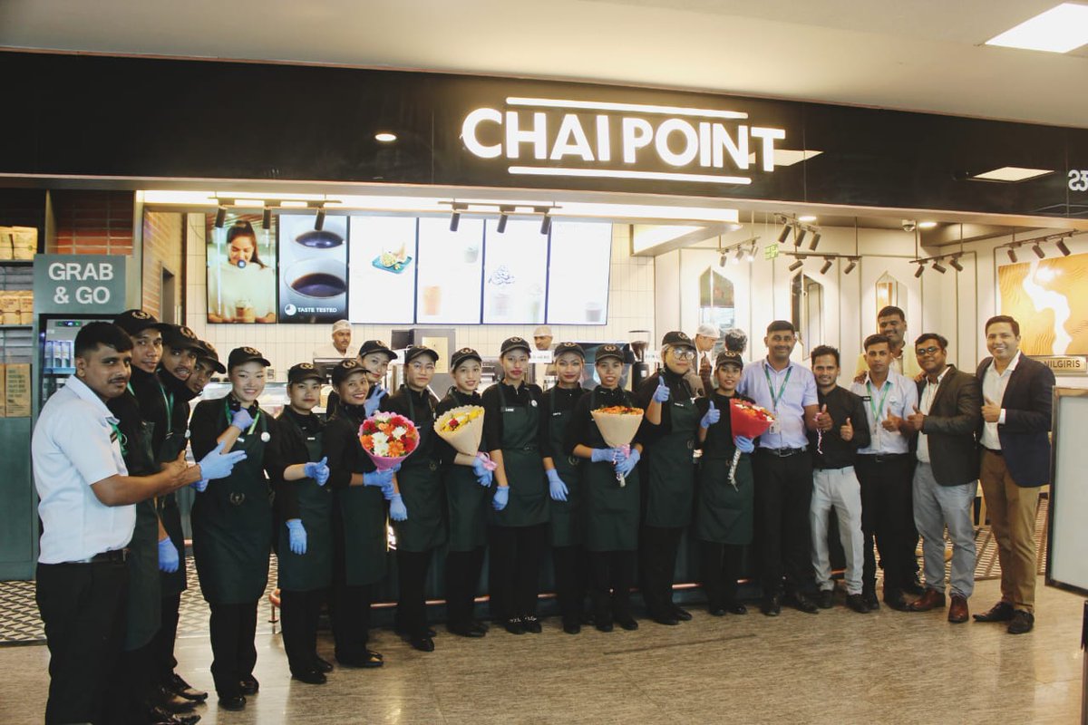 yaduvir's tweet photo. Congratulations team! @ChaiPoint_cares @amuleekbijral... proud to be part of this journey 🙌 this was most desired location.. now my departure travels are blessed too.. #bengaluruinternationalairport @BLRAirport #gate20 https://t.co/ZXmnGm4FqE