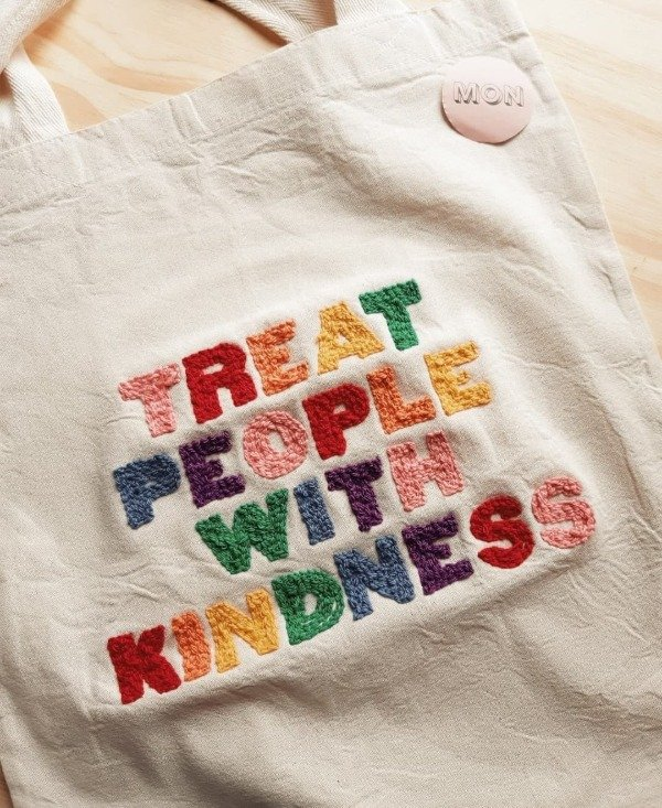 boomths's tweet photo. totebag: https://t.co/bKYBE64exH 
remera: https://t.co/9c0jB01qSv
conjunto corazones:  https://t.co/pmmwRVtKGL
aros: https://t.co/kiCRcoFRaV https://t.co/UvFFYVZeq2