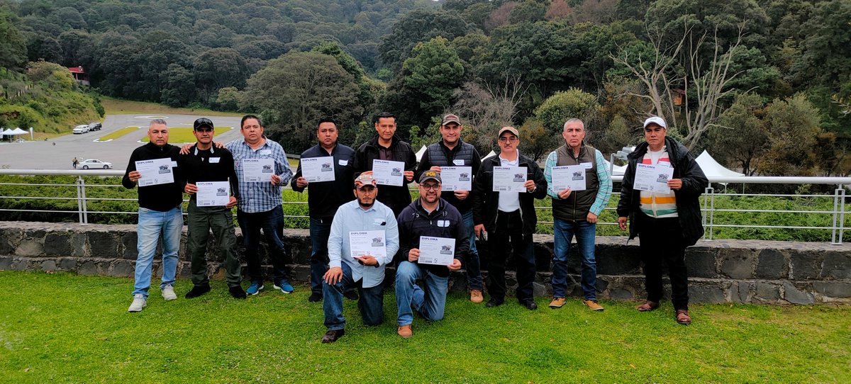 AS3Driving's tweet photo. ¿Qué riesgo es mayor: Accidente o Atentado?

La probabilidad de morir en un accidente a bordo de un vehículo blindado es del doble que en un no blindado

¡Gracias por acompañarnos a otro curso de Manejo de Vehículos Blindados! Nos vemos pronto 
https://t.co/o6q8m3HEXo https://t.co/EJdpnaiGT7