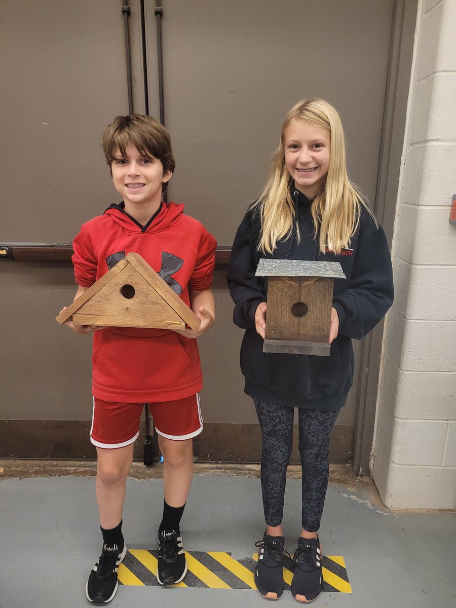 CoachEdwards6's tweet photo. Some of the finished products....#ccms #falconpride https://t.co/gVVQ224iAx
