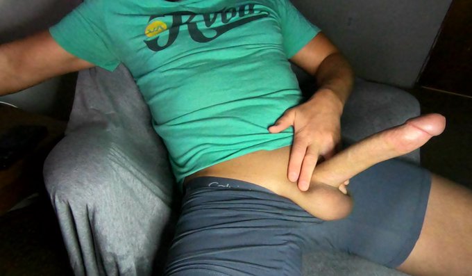 ready to cum!!!

#straight #biseuxal #Blowjob #cum #gayporn #gay #gaysex #porn #gayworld #lgbtq #grindr