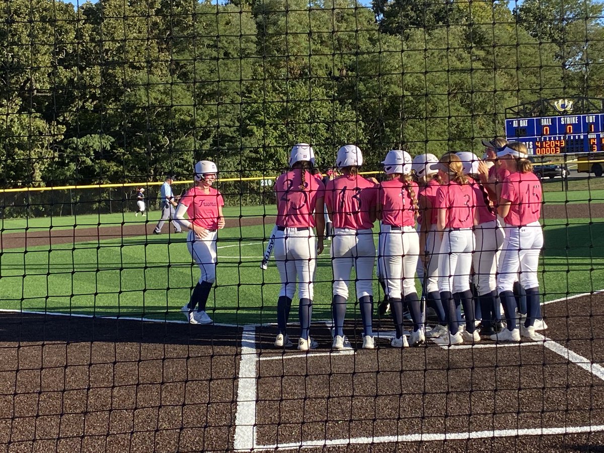 Boat is the 🐐 GOAT! ⁦@erynnb2023⁩’s grand slam gives ⁦<a href="/TrumanSBall/">Truman Softball</a>⁩ 15-3 lead in top of sixth vs. Chrisman