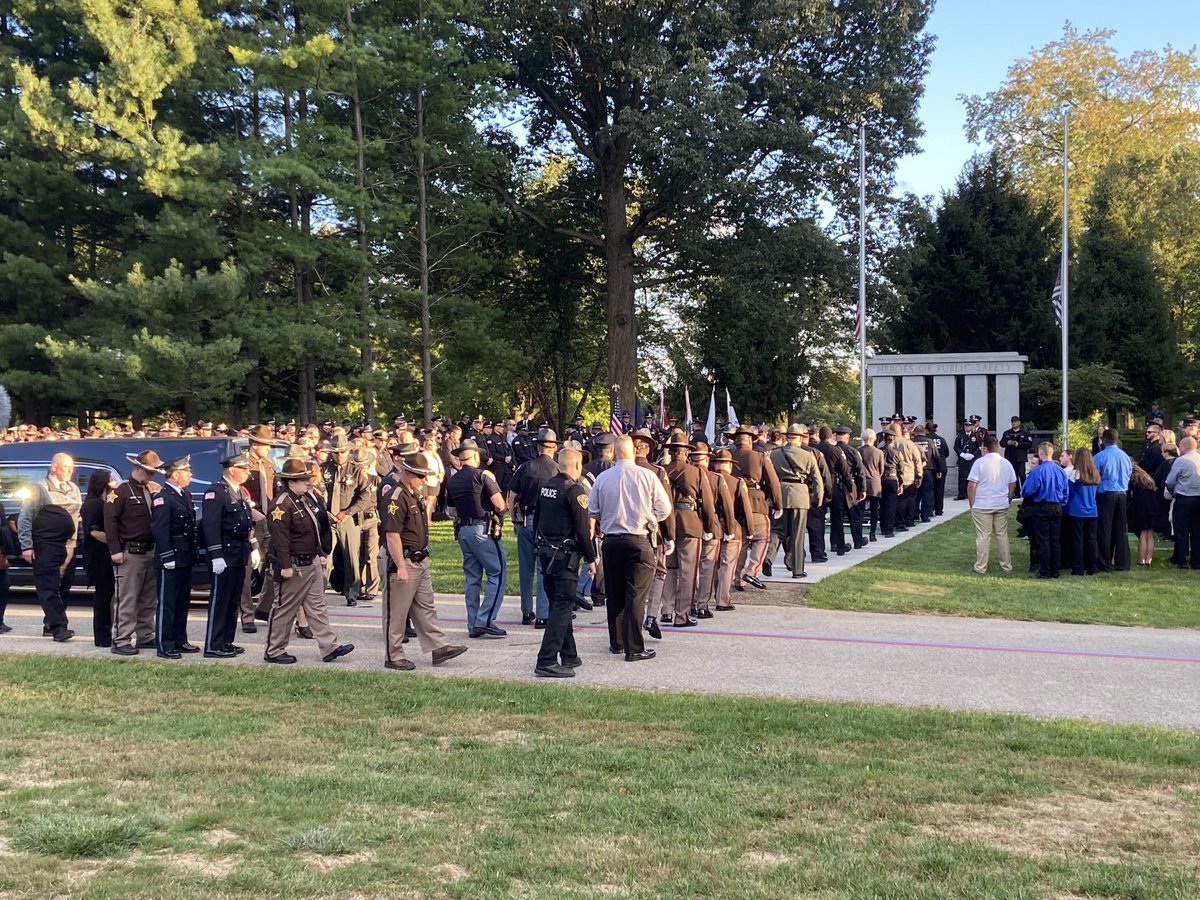 Mike Emery tweet media