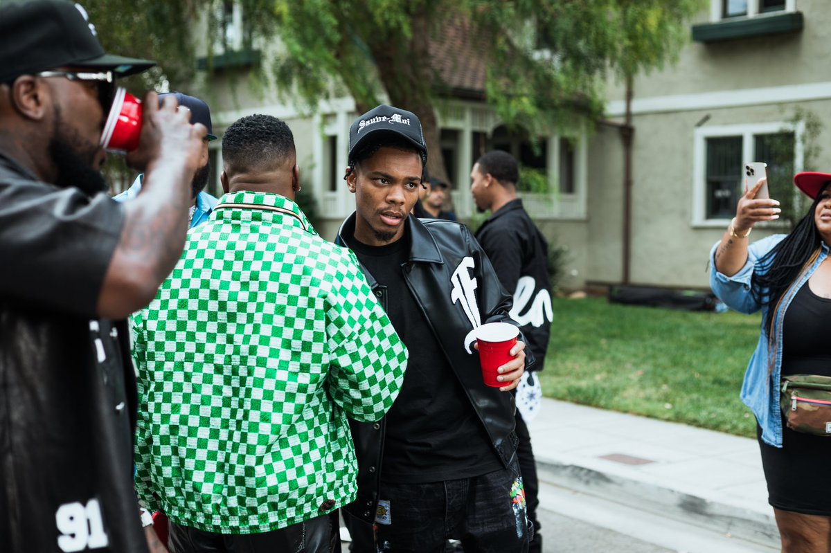 🥂 <a href="/DaBoyDame/">DaBoyDame</a> <a href="/Jeezy/">Sno</a> <a href="/YoGotti/">Yo Gotti</a>