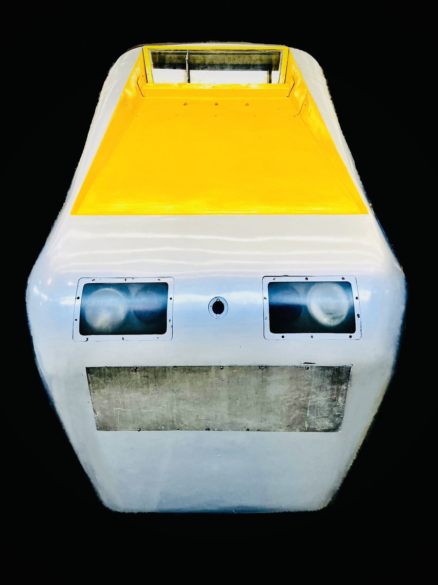 RailwaySymmetry's tweet photo. Astounding @LocomotionSHD APT Advanced Passenger Train symmetry, Locomotion Shildon.
Credit: Railway Symmetry @RailwaySymmetry
#RailwaySymmetry #Symmetry #AdvancedPassengerTrain #APT #Locomotion #Shildon #NRM #NationalRailwayMuseum https://t.co/7XQ8PxqBt9