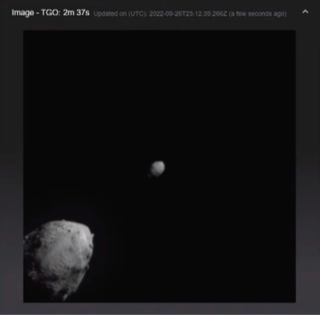 Gonna lose sight of #Didymos soon! Locked on to #Dimorphos 

#DARTMission