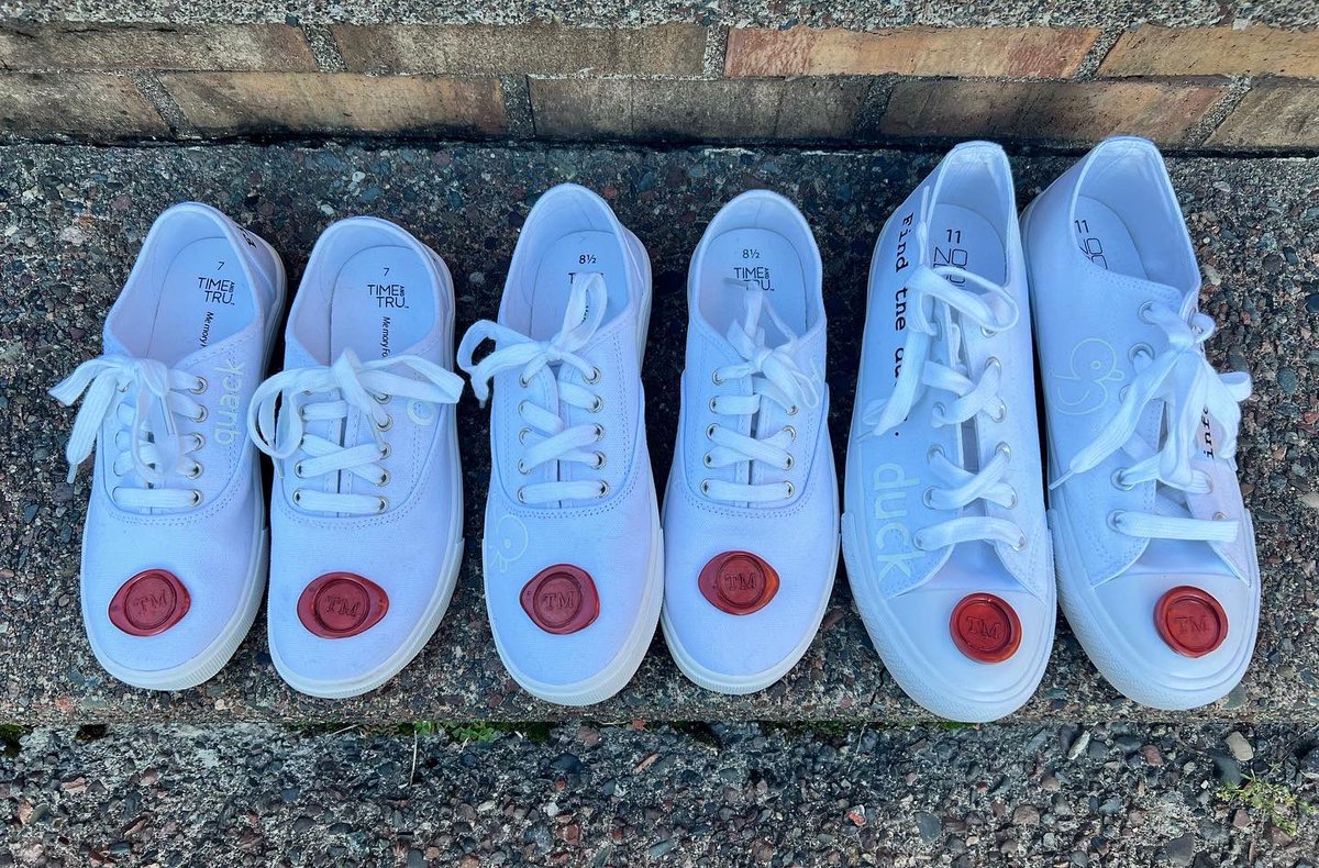 CierraStyles's tweet photo. @taskmaster @AlexHorne @gdavies excited for the new season coming!!! All the information is on the shoe! Do ducks glow in the dark? #taskmaster https://t.co/yPKYo947Pp