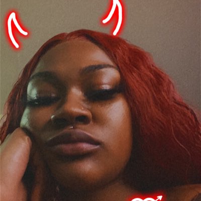 _____Dais3y's tweet photo. #NewProfilePic 💛 https://t.co/CcwoflNINl