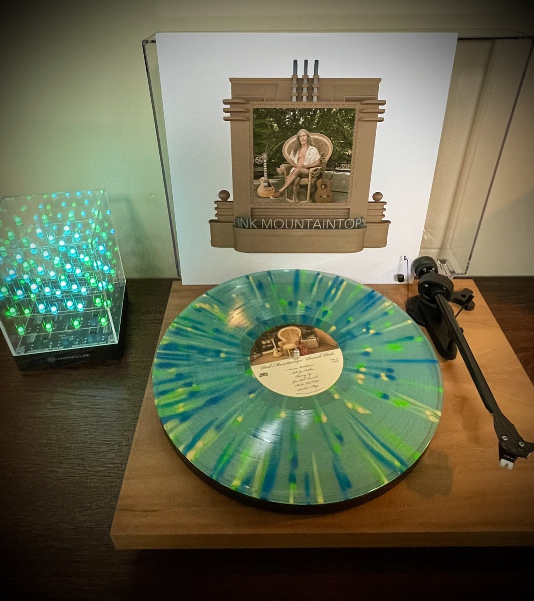 surrealpill's tweet photo. Really enjoying “Peacock Pools”from Pink Mountaintops - just got it this weekend and already on my third listen. I’m totally floored by the breadth of their musical influence and how much of it I can hear in just this one record. @pinkmtps #recordcollection #vinyl https://t.co/XgHW1LuS0T