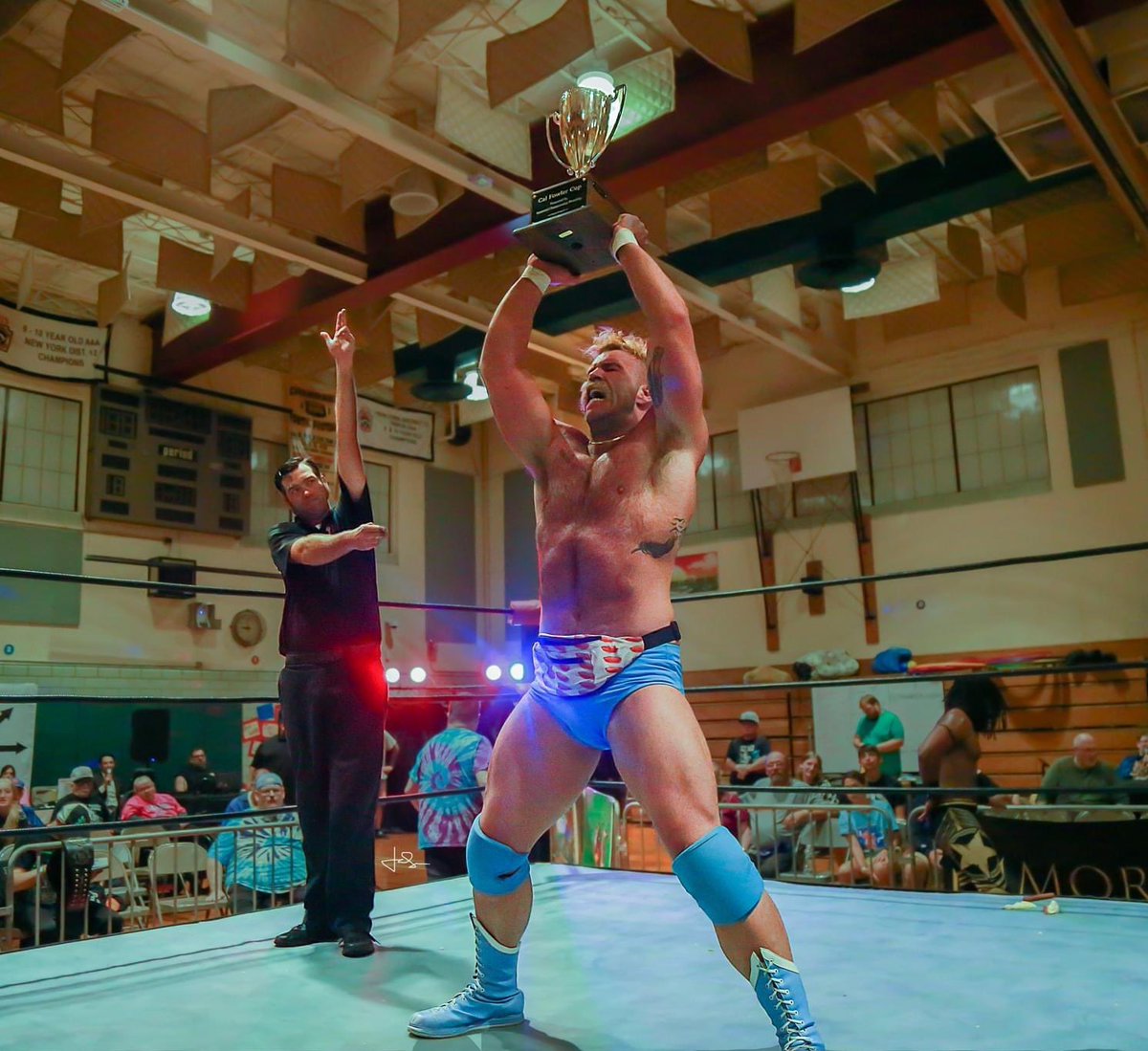 MegabyteRonnie's tweet image. I very recently left my position at my shoot job in order to focus my full attention on pro wrestling. If you have ever considered having me on your show, please reach out.I believe I can add a lot to any show out there. I’m starving for more and it’s time to eat.

DMs are open.