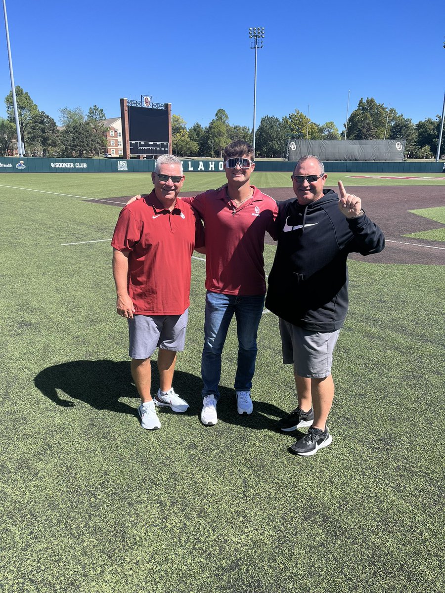 Houston Russell tweet media