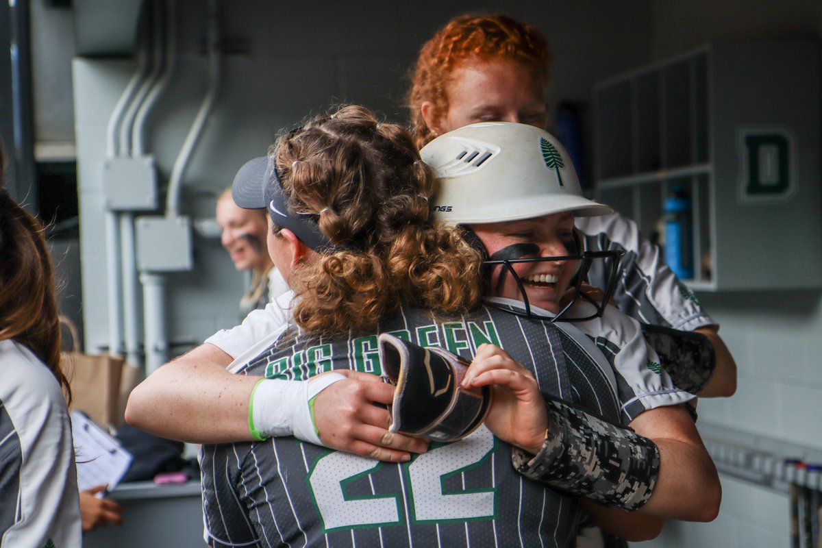 francisforte35's tweet photo. I can already tell working with @DartmouthSball is going to be a good time🥎🌲

#GoBigGreen https://t.co/ec4oxzlzCm