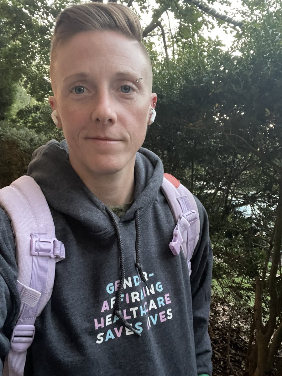 Not a super fan of the cold because I am always cold. However, I am a super fan of hoodies and I love my new one from @megemikoart! Go check out their Etsy shop! ❤️✨🙌🏻🌈 #queerartists #supporttranskids #genderaffirminghealthcare