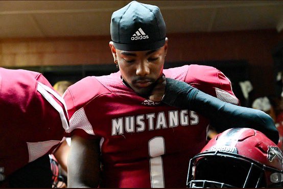 Mid-Season 

hudl.com/v/2JJHAs 

30+ Tackles
KOR : 9 for 161 yds 
2 Ints
4 TFL
4 PBU
1 Sack
1 Force Fumble 
1 Punt Block &amp; 1 FG Block