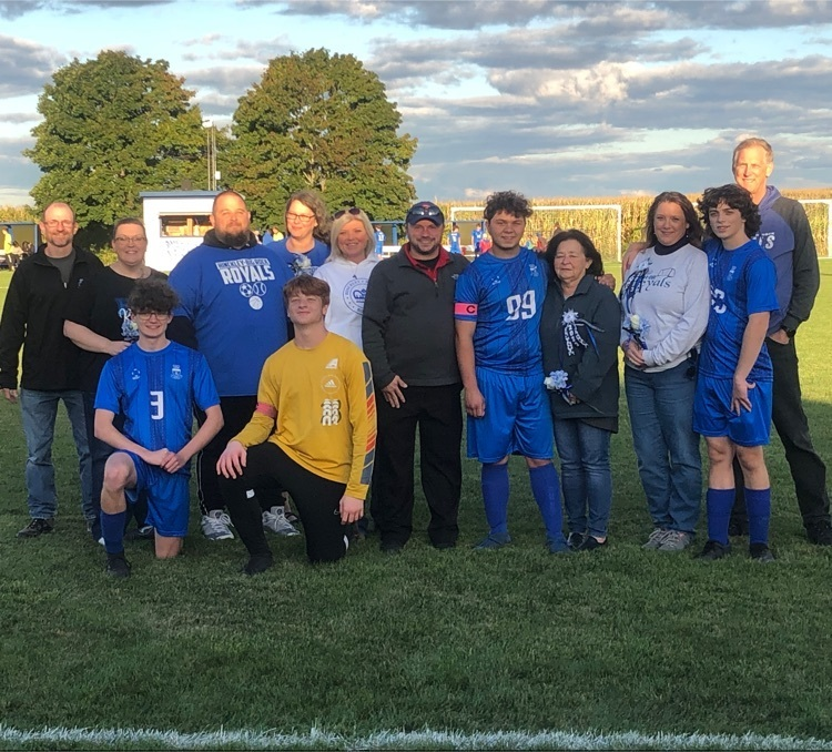 HBRHS429's tweet photo. Congratulations to our boys soccer seniors! Letβs finish the season strong!
#RoyalsProud #HBRSoccer https://t.co/lP3z5VhquD