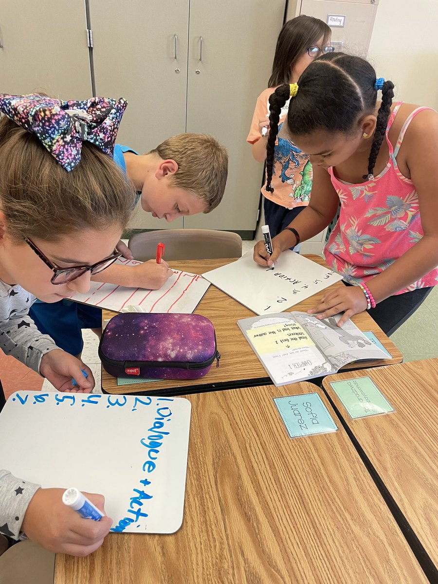 RanimSankari's tweet photo. 4th grade did an awesome job looking for different leads in novels from our classroom library 📚#futureLEADers #boroimpact @nasdborough https://t.co/PF7zDCz1pd