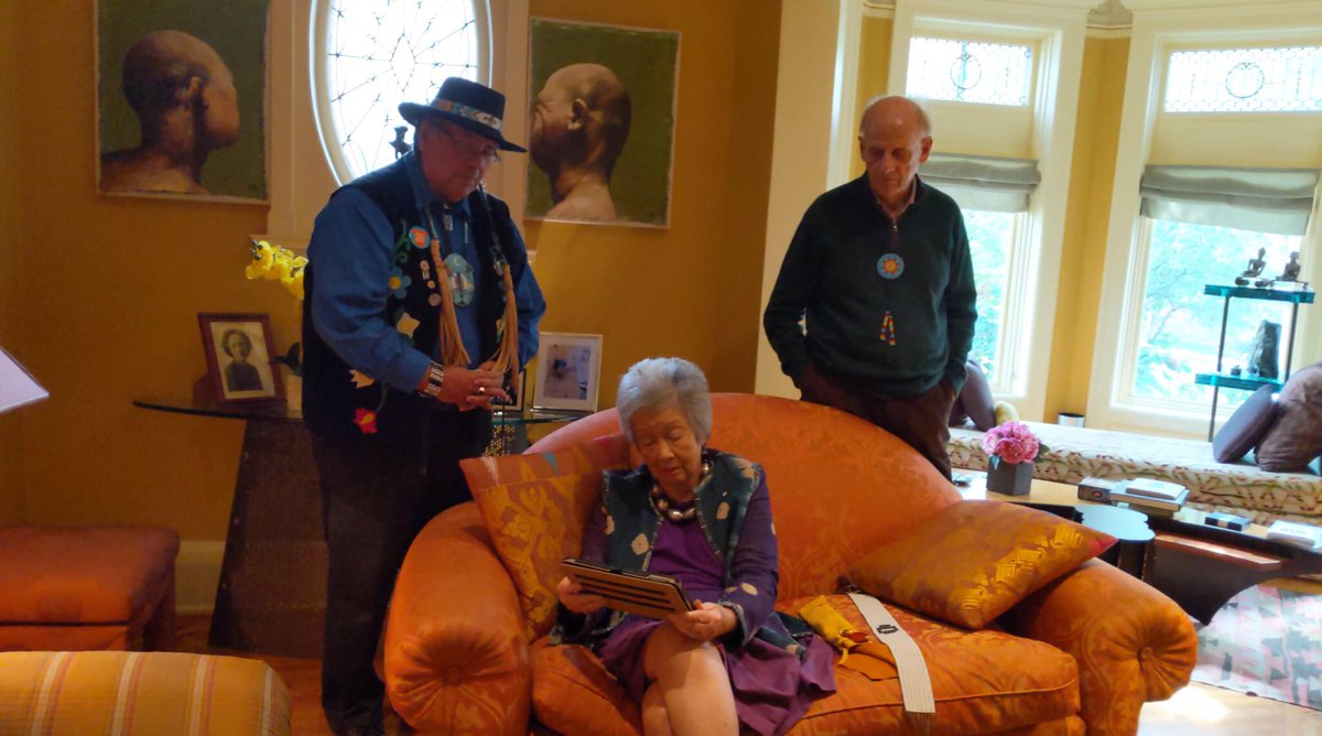Had a great visit with Adrienne Clarkson, former Canadian Gov General and her husband writer John Ralston Saul and Lili Liu, Dean of Faculty of Health at their home today. She received a Dish with one spoon wampum belt as a gift.