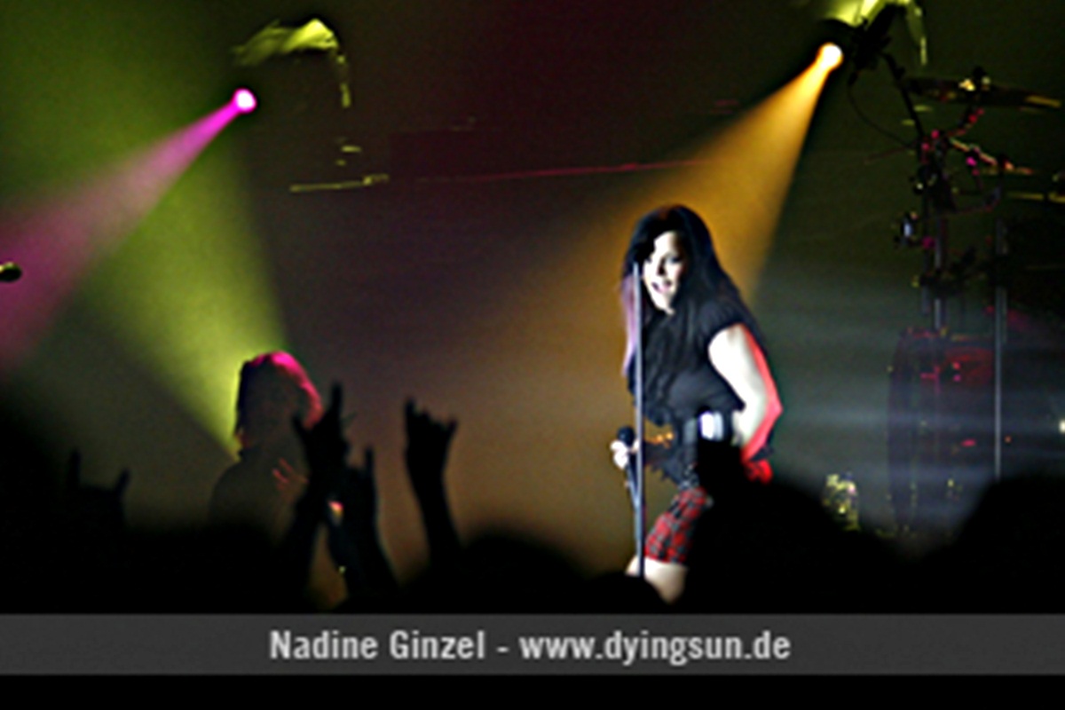 FloorJGoddess's tweet photo. ❤ Anette Olzon  ❤ 

#anetteolzon #Goddess https://t.co/y4Ba86a9E0