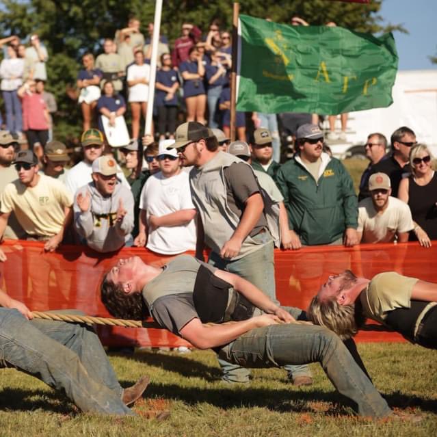 SkyhawkAggie's tweet photo. ‘@UTMAGR took the tape from Pi Kappa Alpha in the first round of Rope Pull for UT Martin Homecoming Week! #MakeBetterMen #GetRope https://t.co/iAUxq36z4h