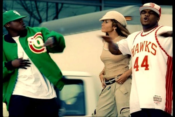 20 years ago today JLo drops Jenny From the Block ft LOX https://t.co/B2vGJmpDQQ
