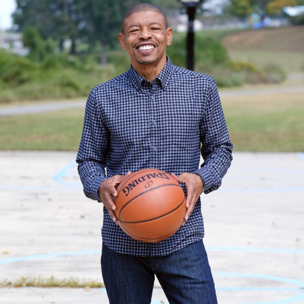 Muggsy Bogues changed kids perspective because of his improbable journey to the NBA! Come hear his inspirational speach Thursday 29 Septebmer at 11:30am.  Tickets are $30 and includes lunch catered by <a href="/AngryGIP/">AngryGingerIrishPub</a> uwonslow.org/civicrm/event/…